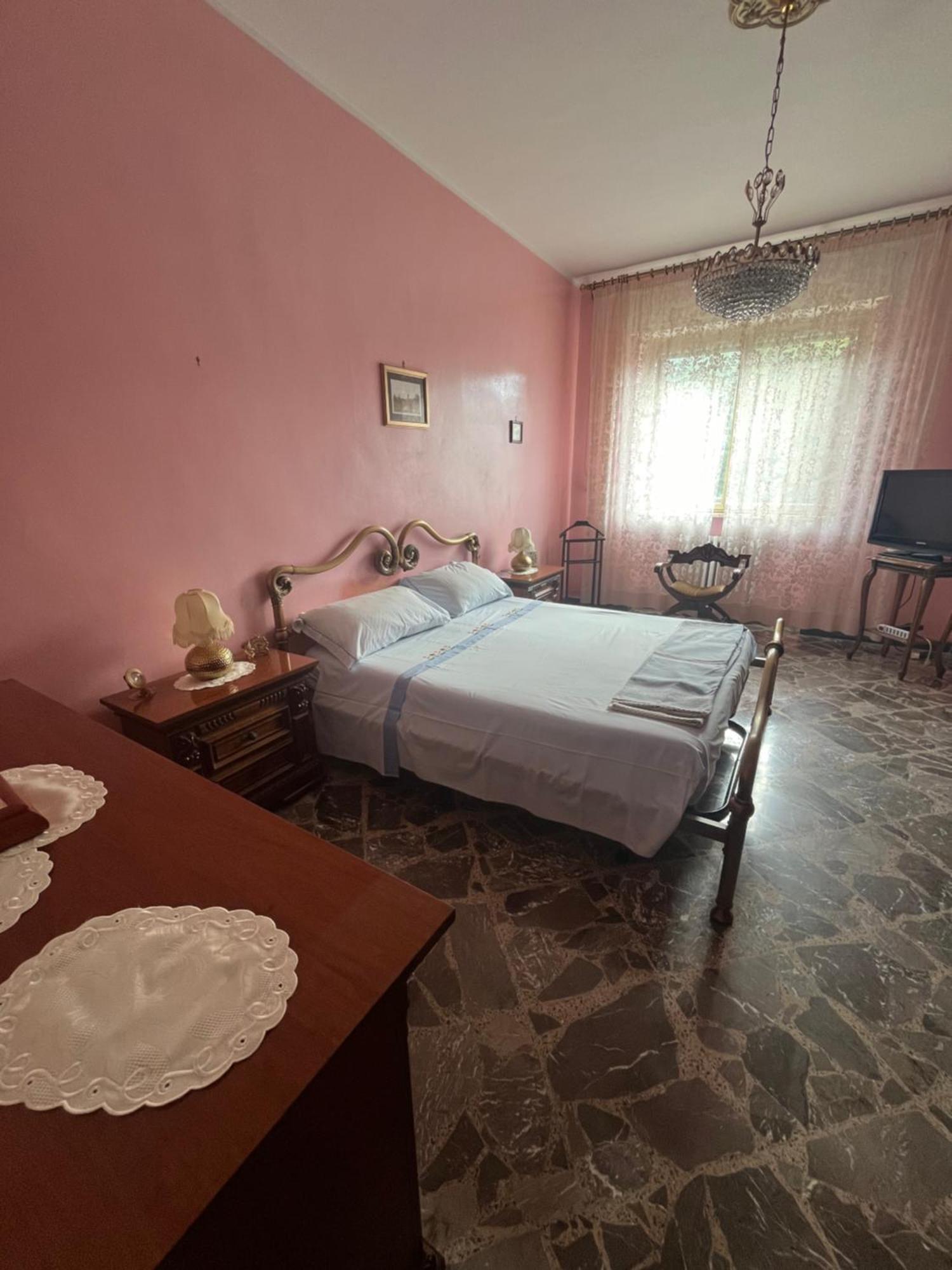 La Casa Di Anna Appartement Brindisi Buitenkant foto