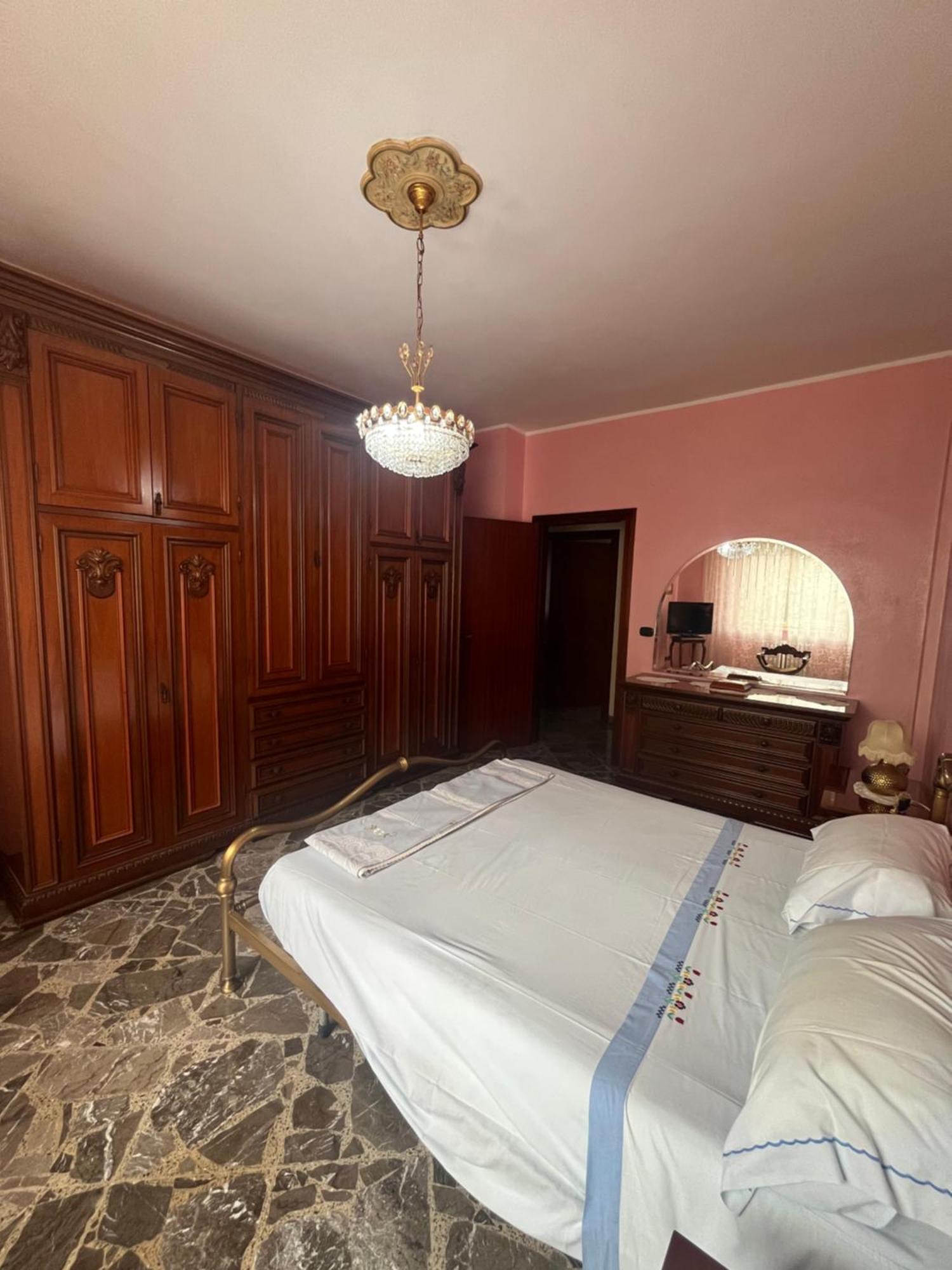 La Casa Di Anna Appartement Brindisi Buitenkant foto