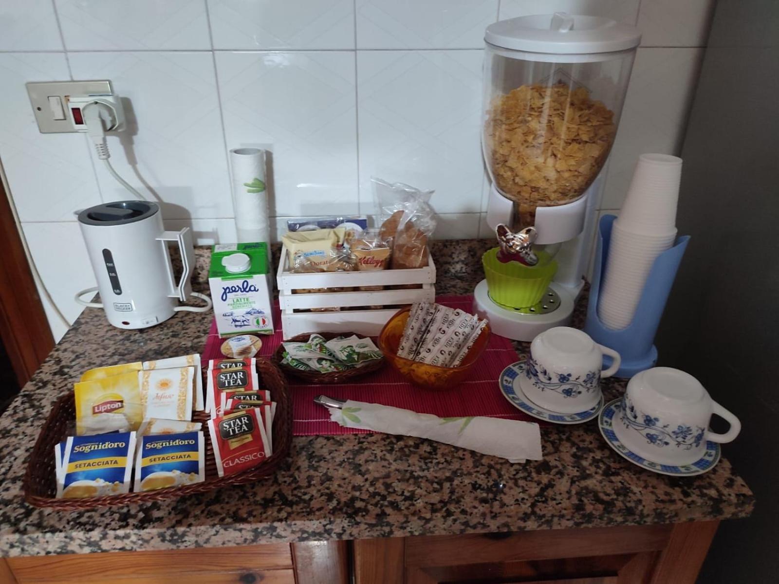 La Casa Di Anna Appartement Brindisi Buitenkant foto